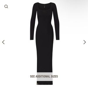 Viral skims black longsleeve dress